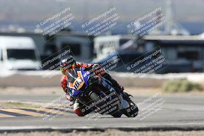 media/Oct-05-2025-CVMA (Sun) [[beeef4f201]]/Race 5-Amateur Supersport Open (Holeshot)/